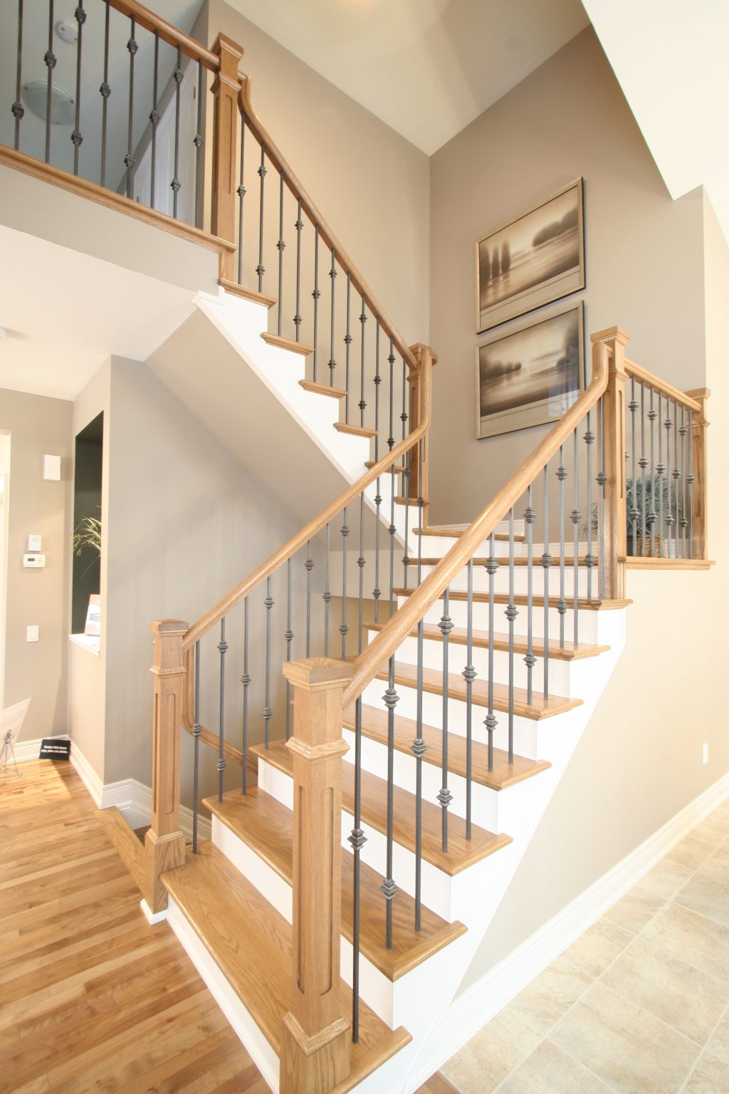 Gallery Maplewood Stairs 5111